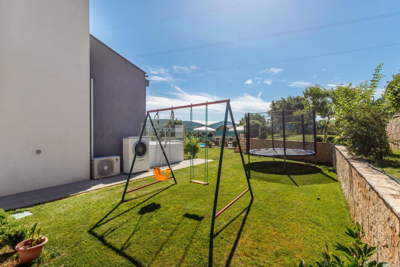 Luxury Villa Nadalina-Dicmo Dugopolje Exterior photo